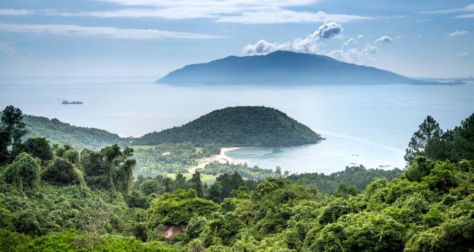 Late Spring Asia Ferry Travel: Pack Light, Arrive On Time
